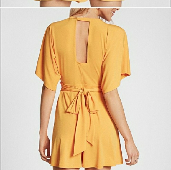 SUPER CUTE CORAL COLOR EXPRESS ROMPER SHORTS🌺 - Picture 6 of 8